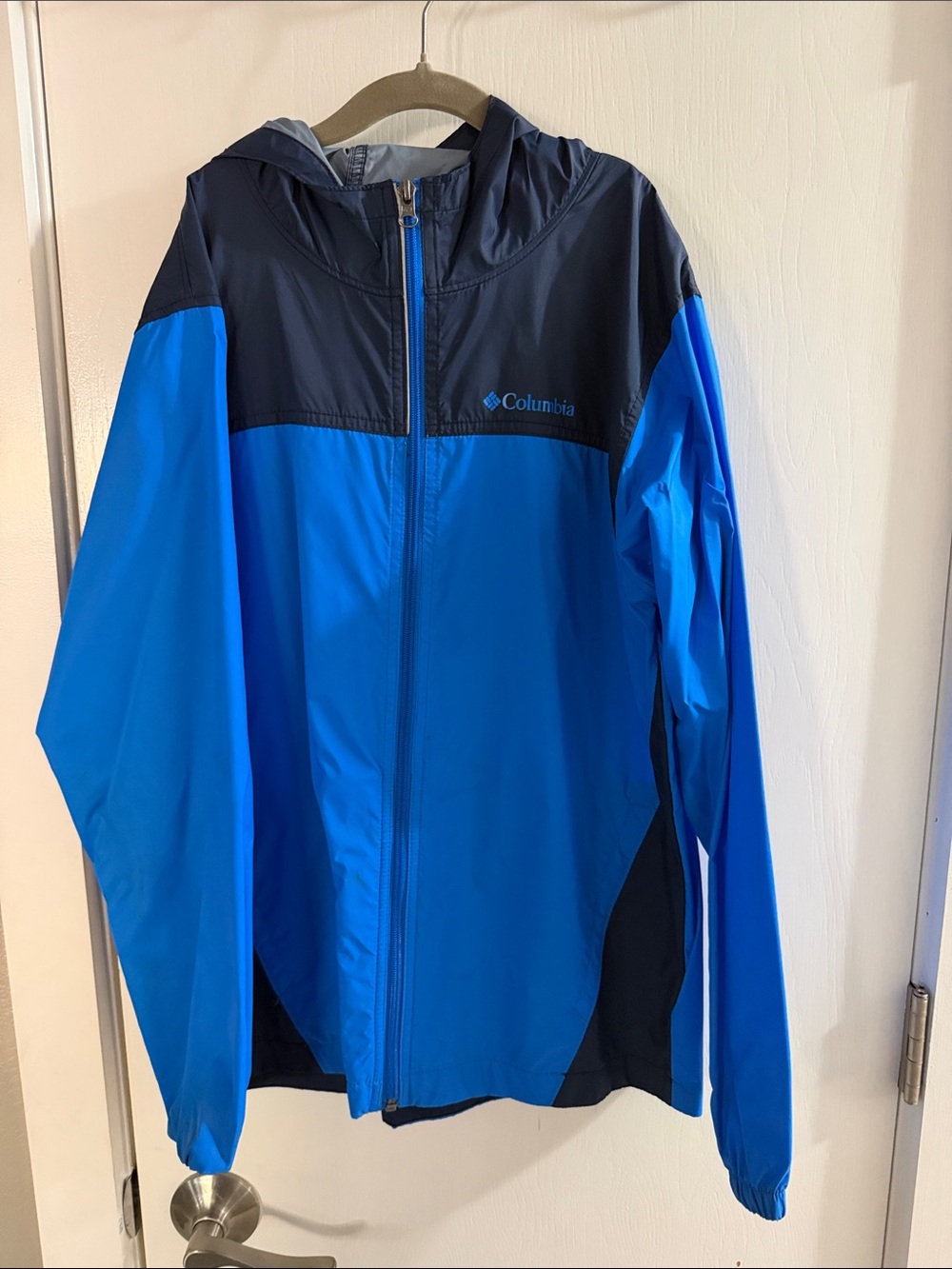 Columbia Bright Blue and Navy Hooded Windbreaker Jacket